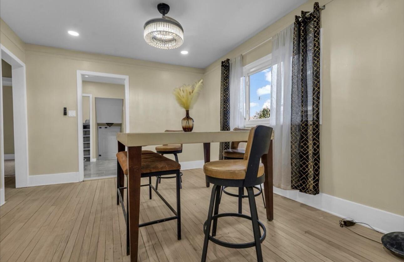 10320 Crocuslawn Street