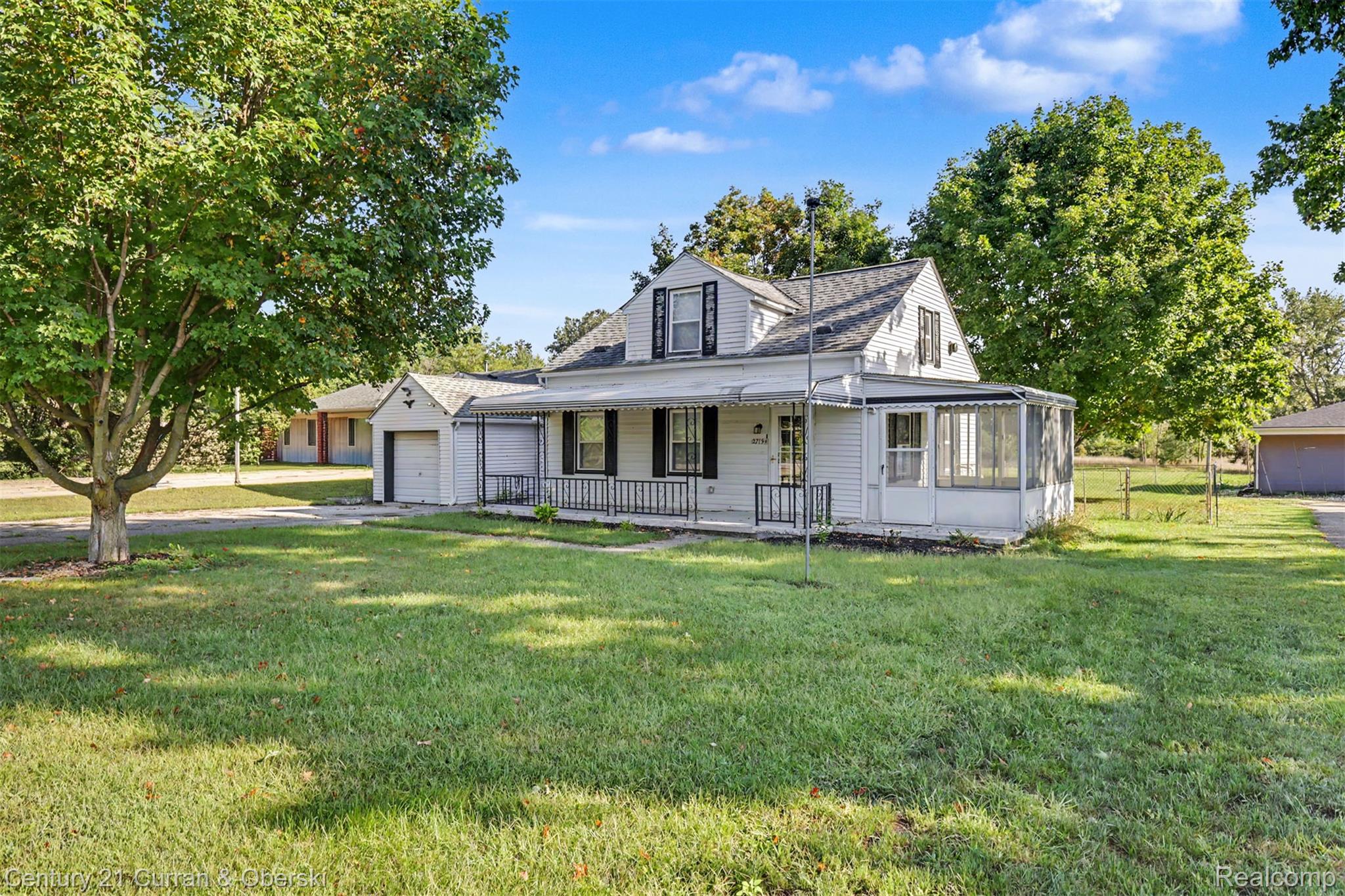 27194 W Huron River Drive