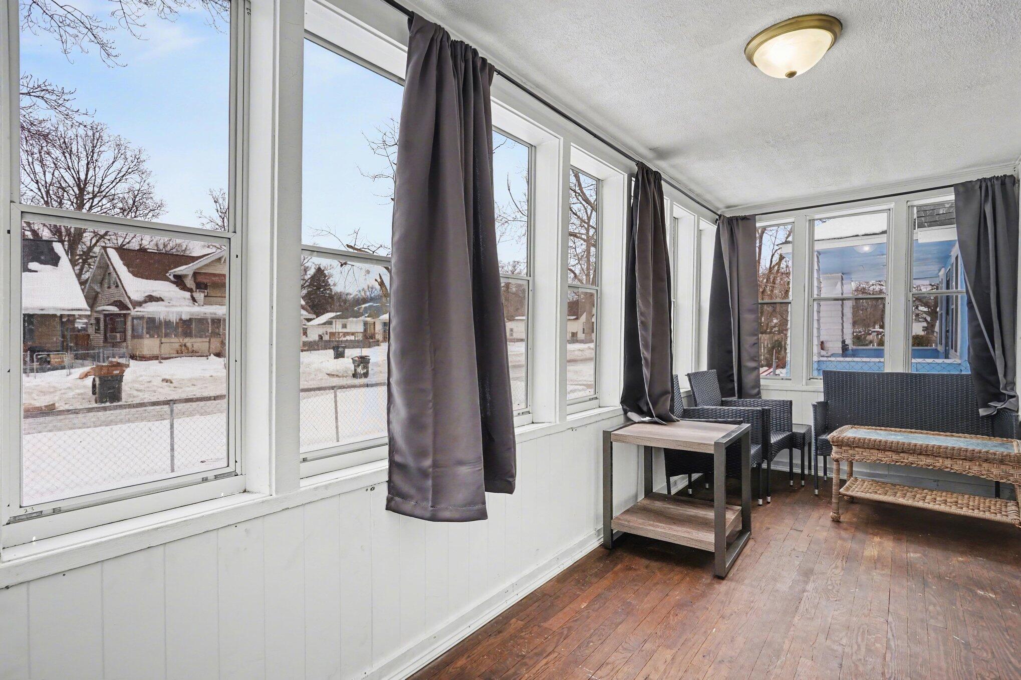 1844 Superior Street