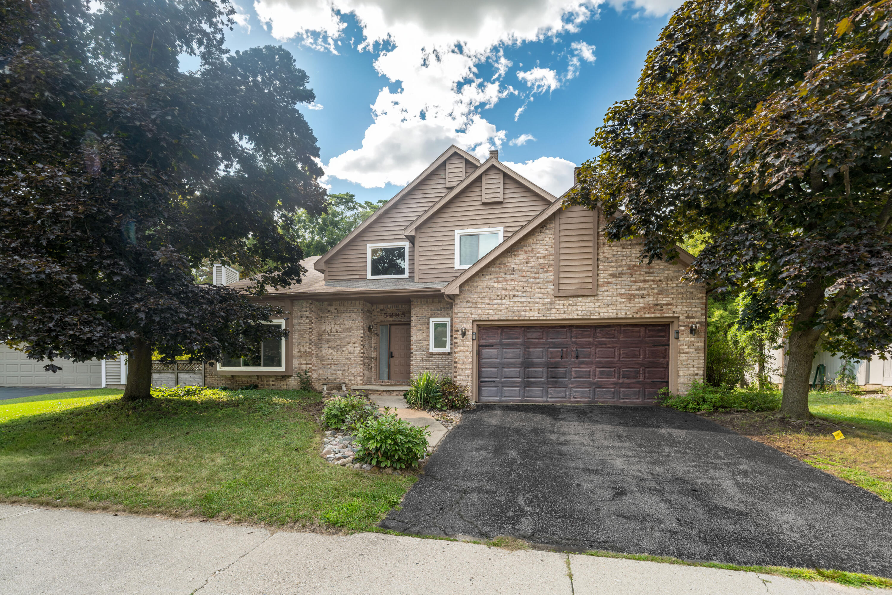 5295 Bear Lake Drive