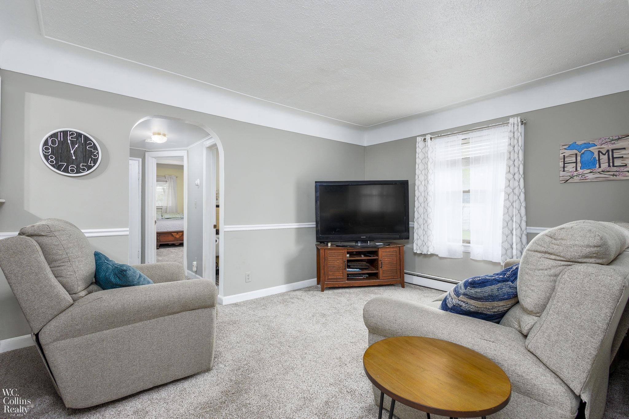 17346 Common Road