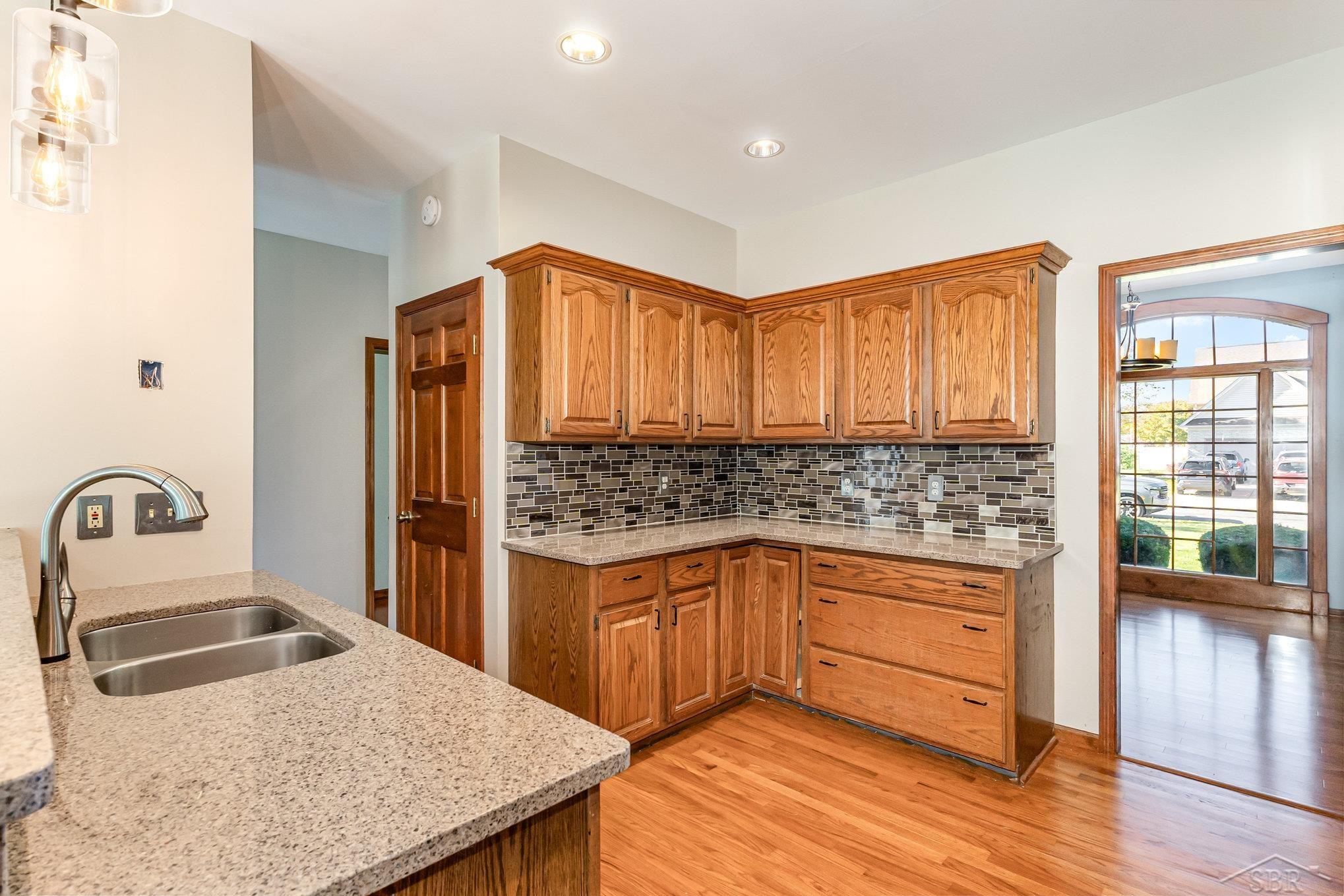 Saginaw Charter Township, Michigan 48603, United States, 4 Bedrooms Bedrooms, ,3 BathroomsBathrooms,Residential,Active,235275