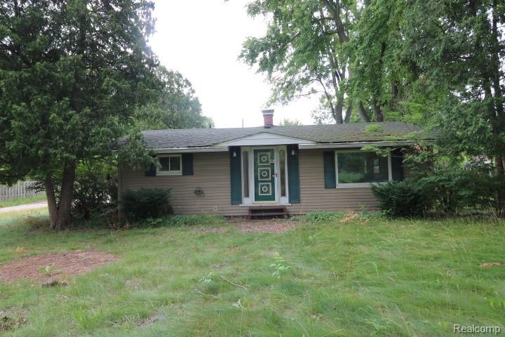 6048 N Lapeer Road