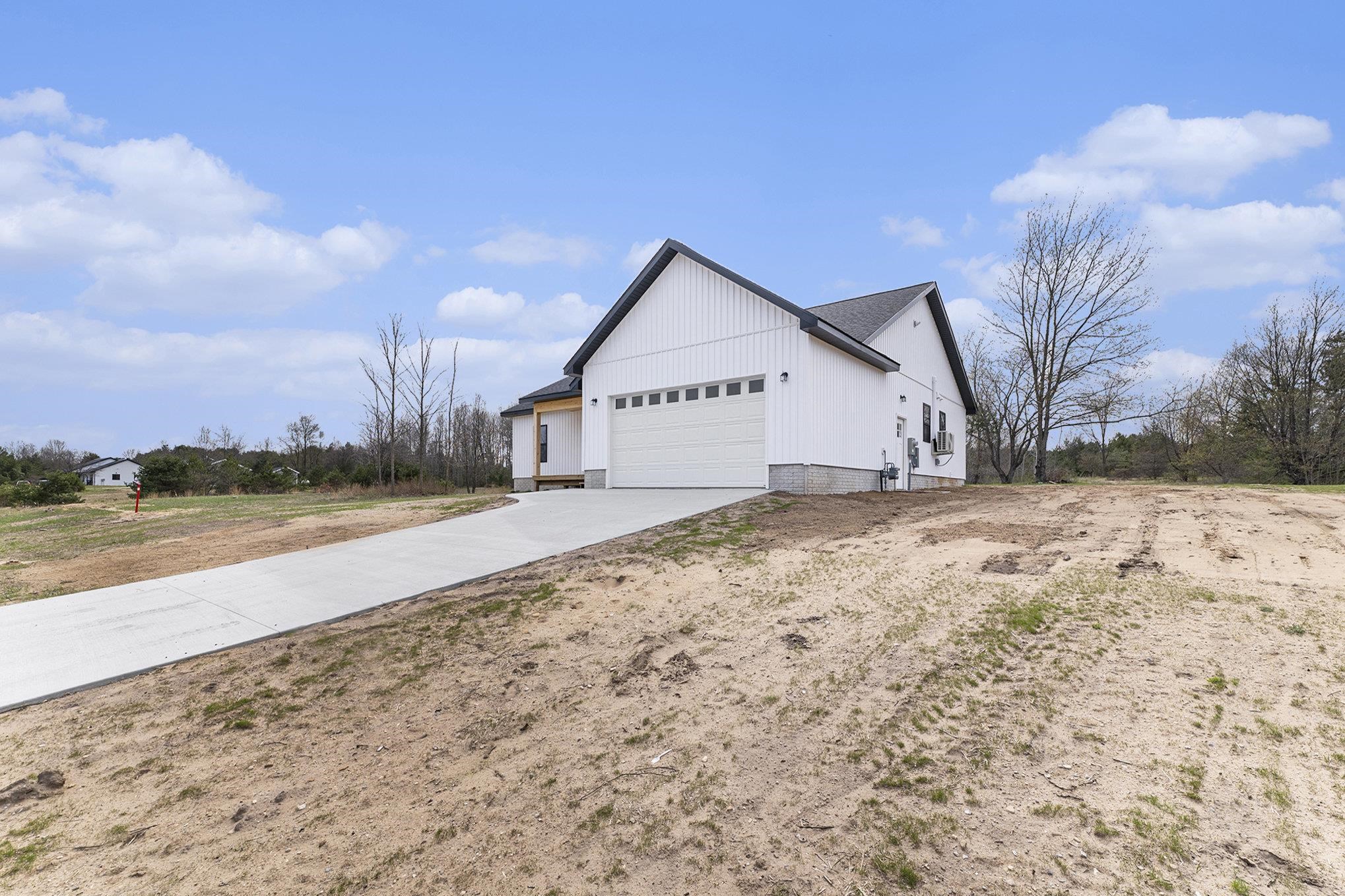 11189 Lakeshore Drive