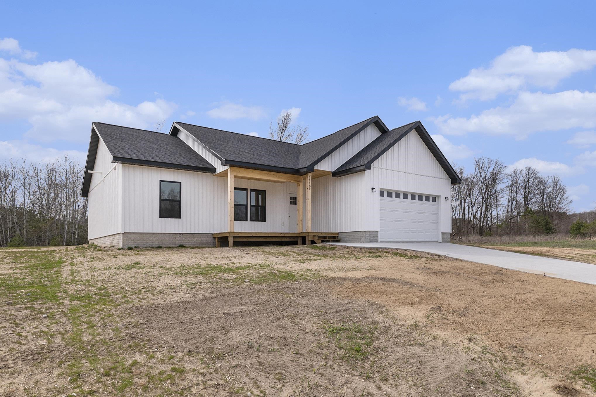 11189 Lakeshore Drive