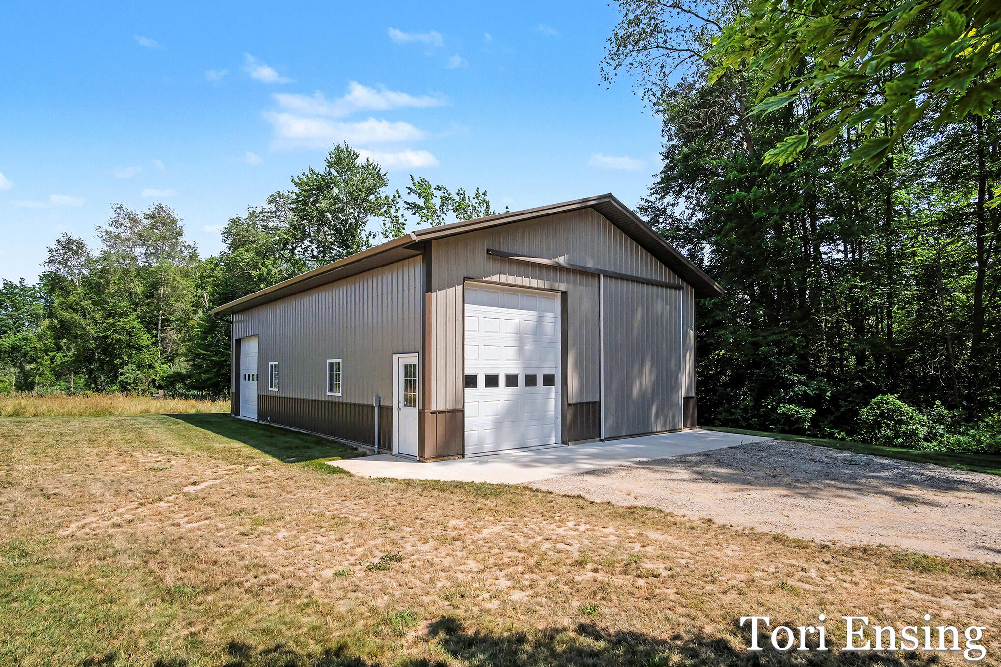 481 S Nevins Road
