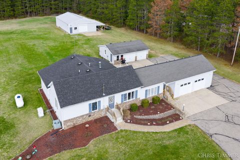 1787 18 Mile Road Tyrone Township MI 49330