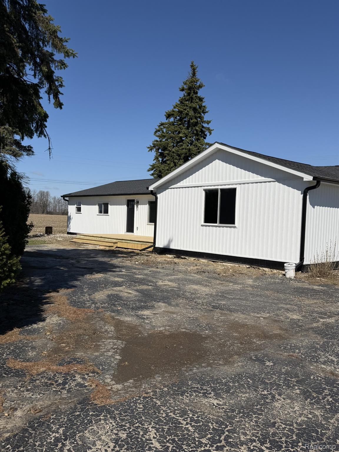 5614 Marlette Road