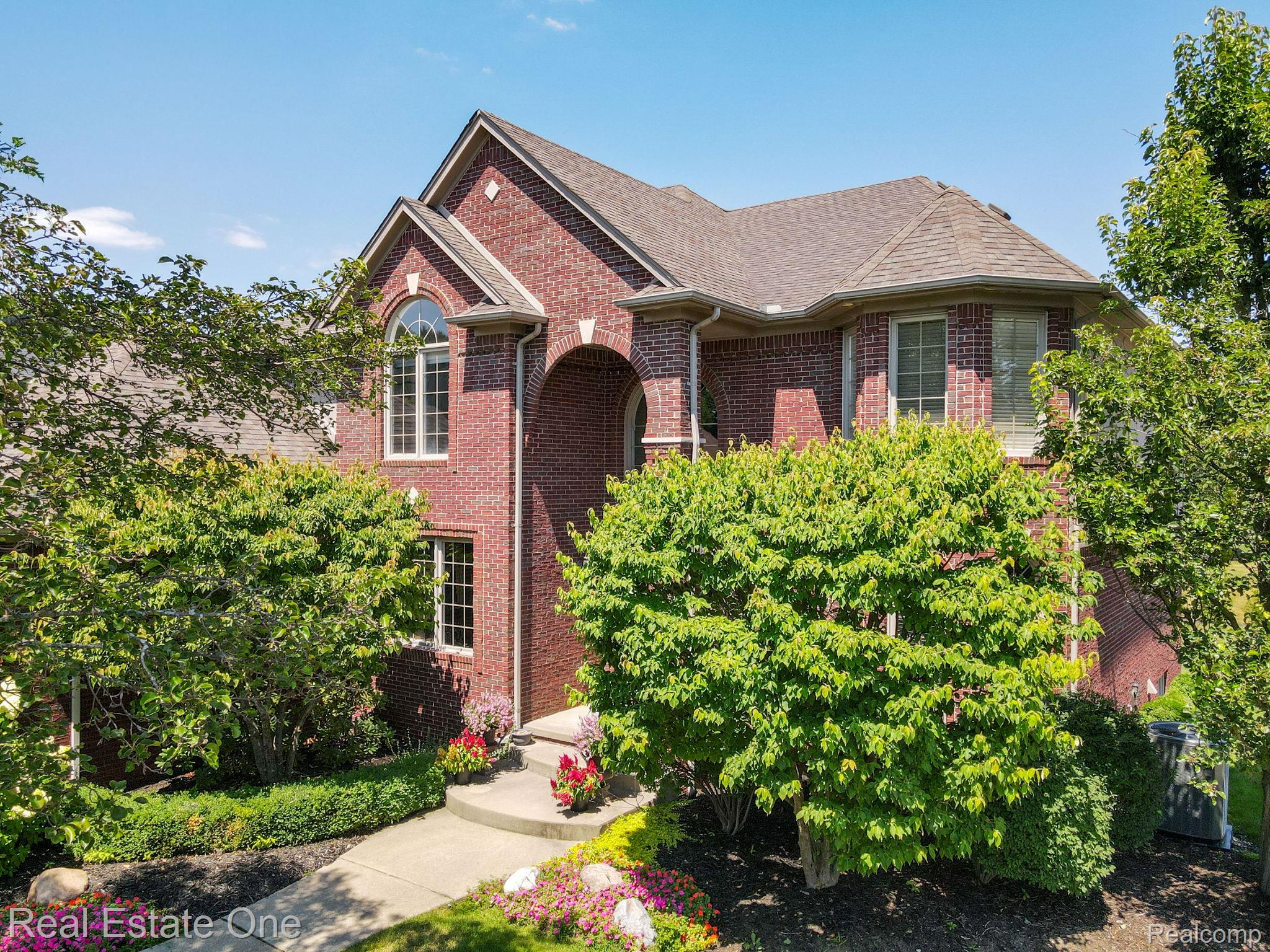 13255 Maple Lawn Drive