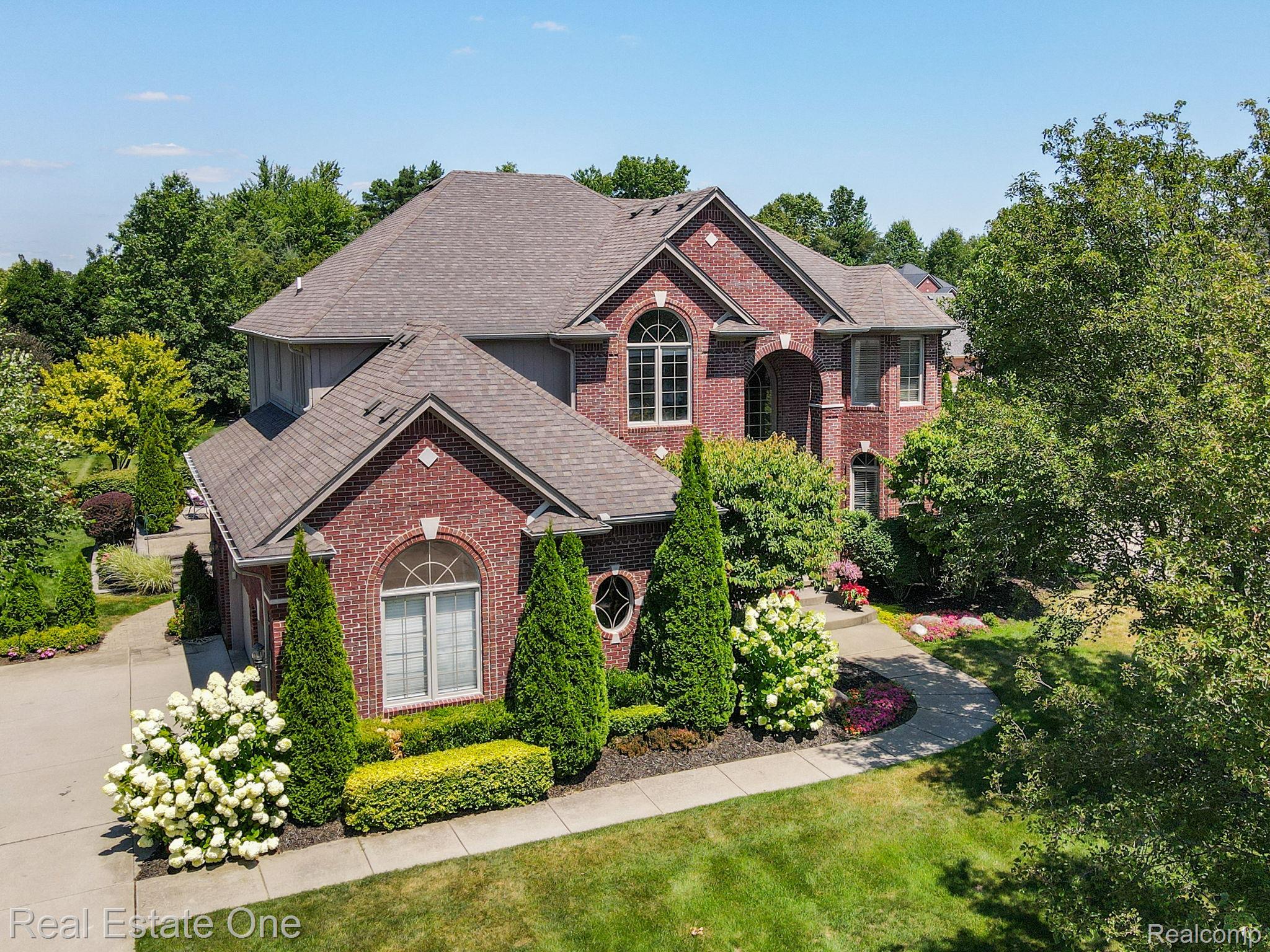 13255 Maple Lawn Drive
