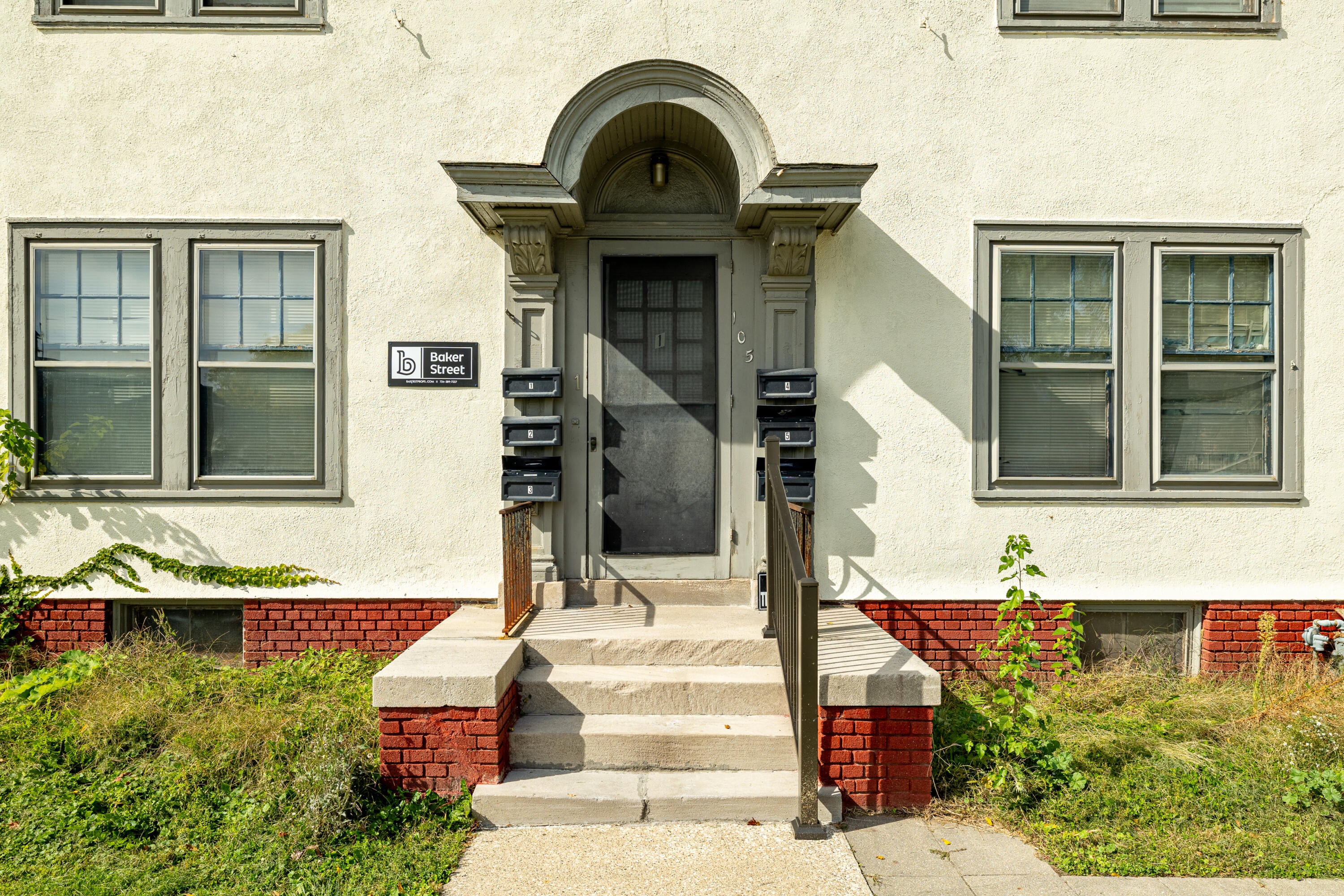 105 N Adams Street
