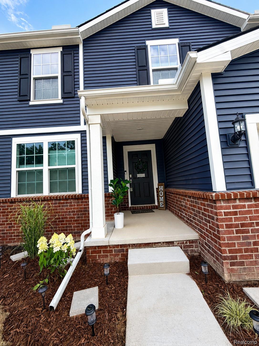 9171 Dogwood Lane