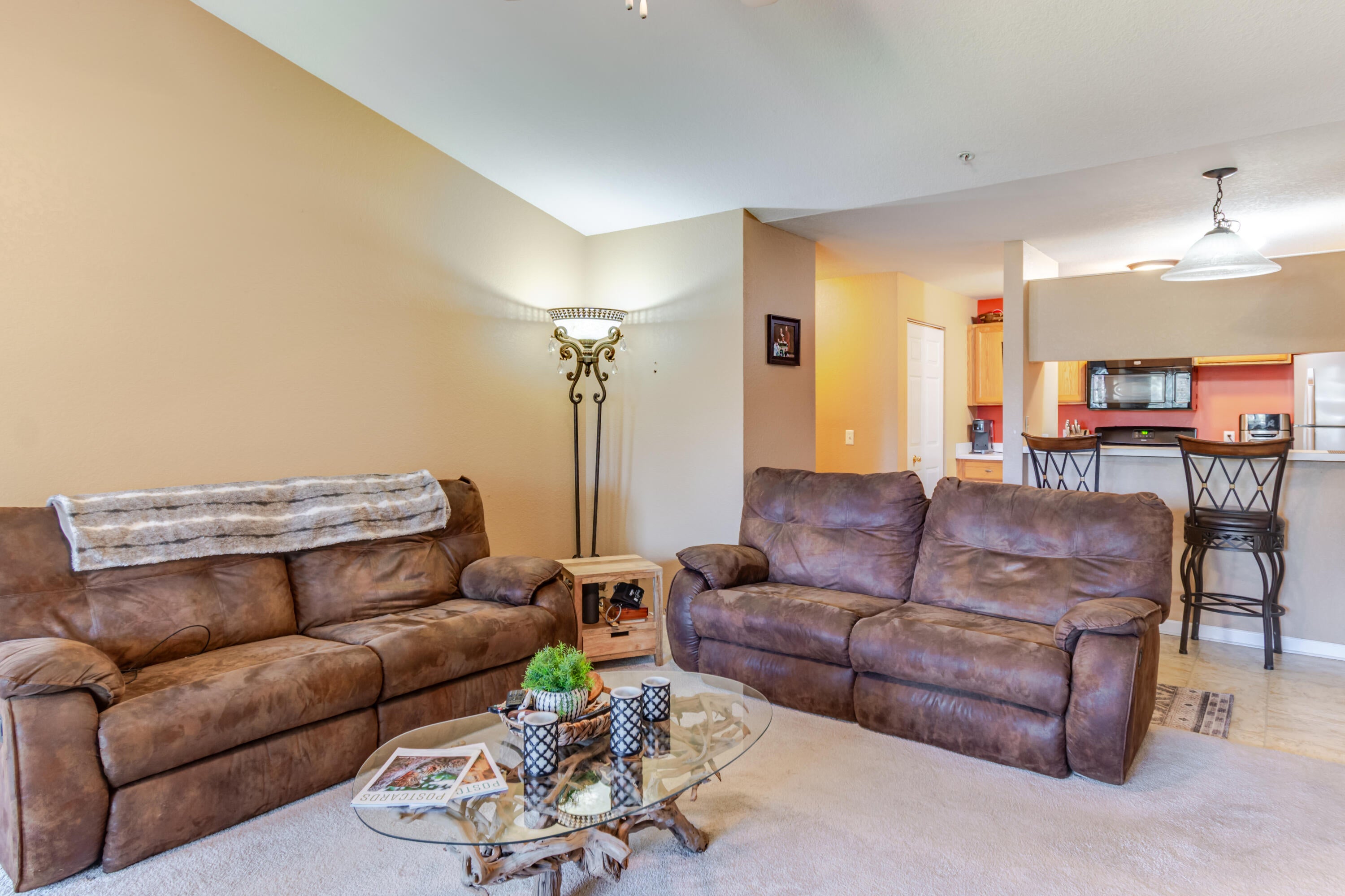 1137 Curzon Court 203