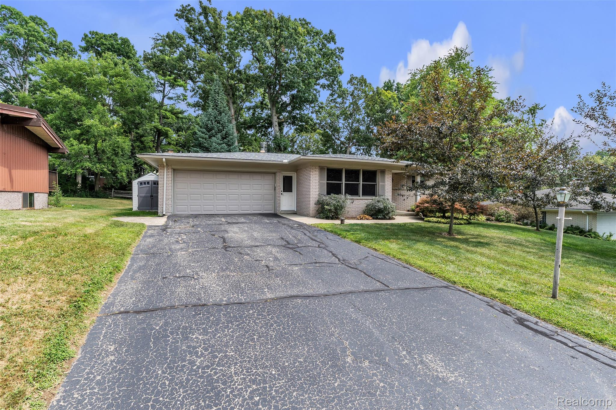 5728 Warbler Drive