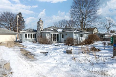 724 Townsend Drive Algonac City MI 48001