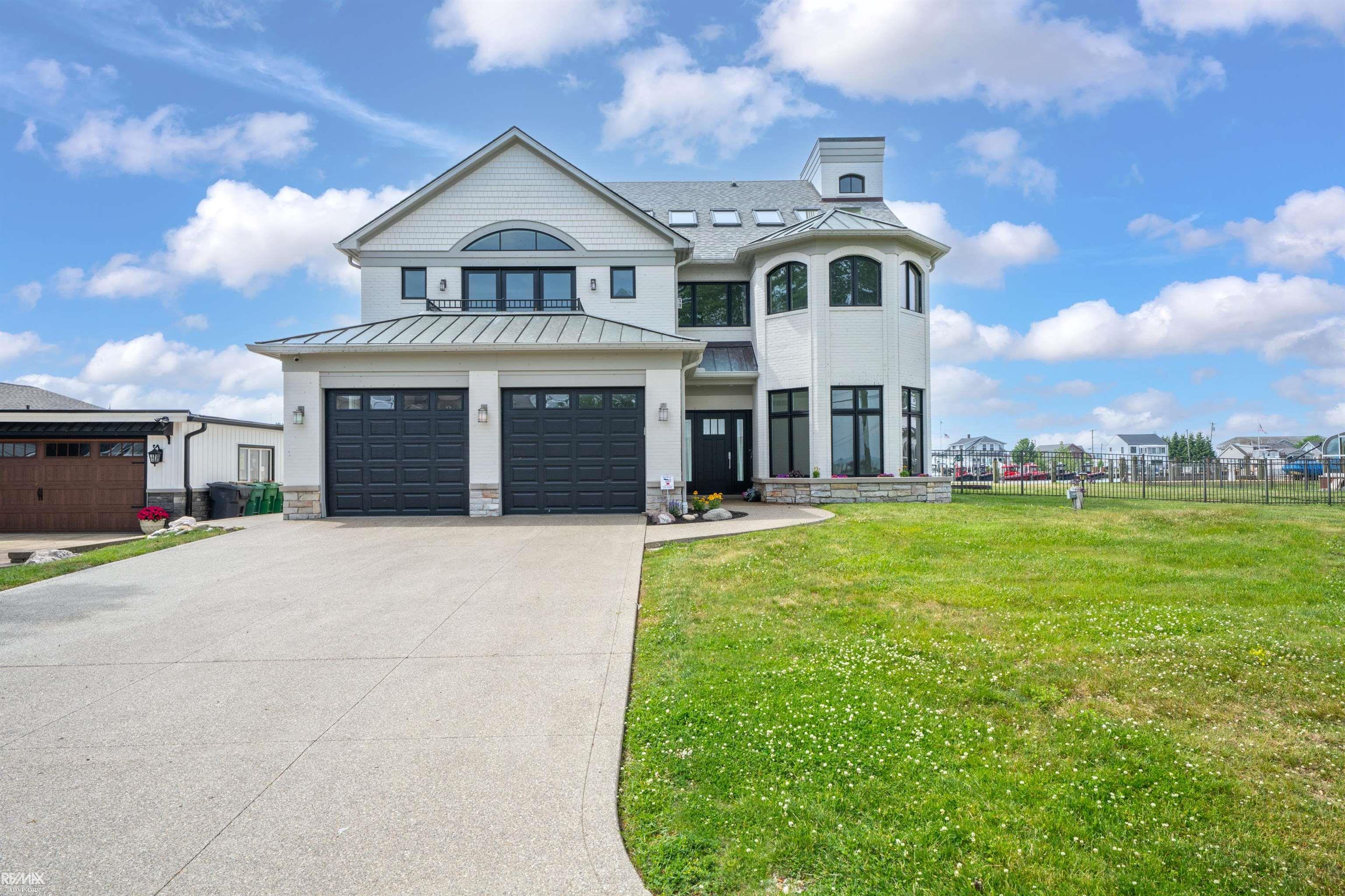 32824 N River Road