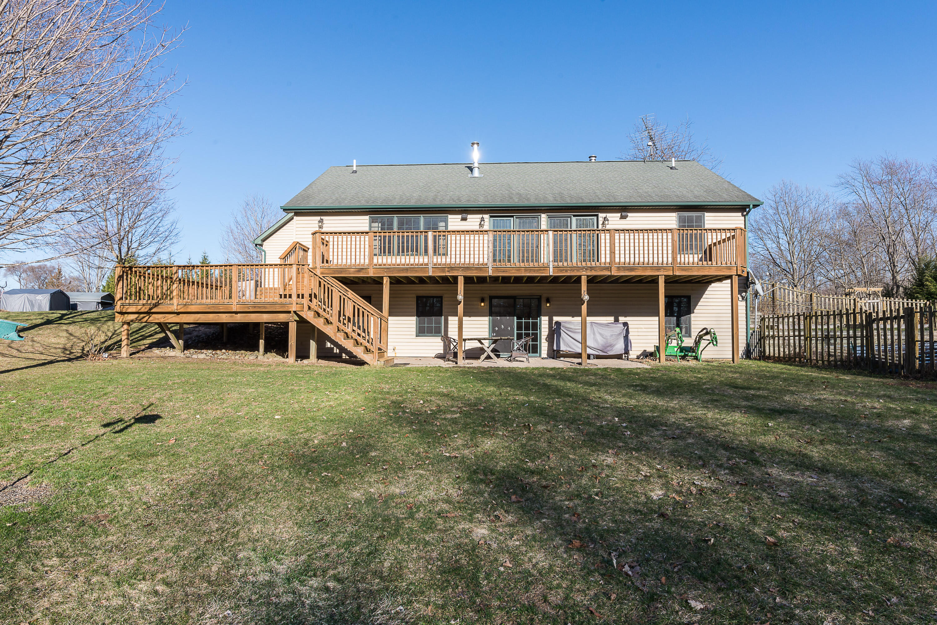 3534 Dexter Trail