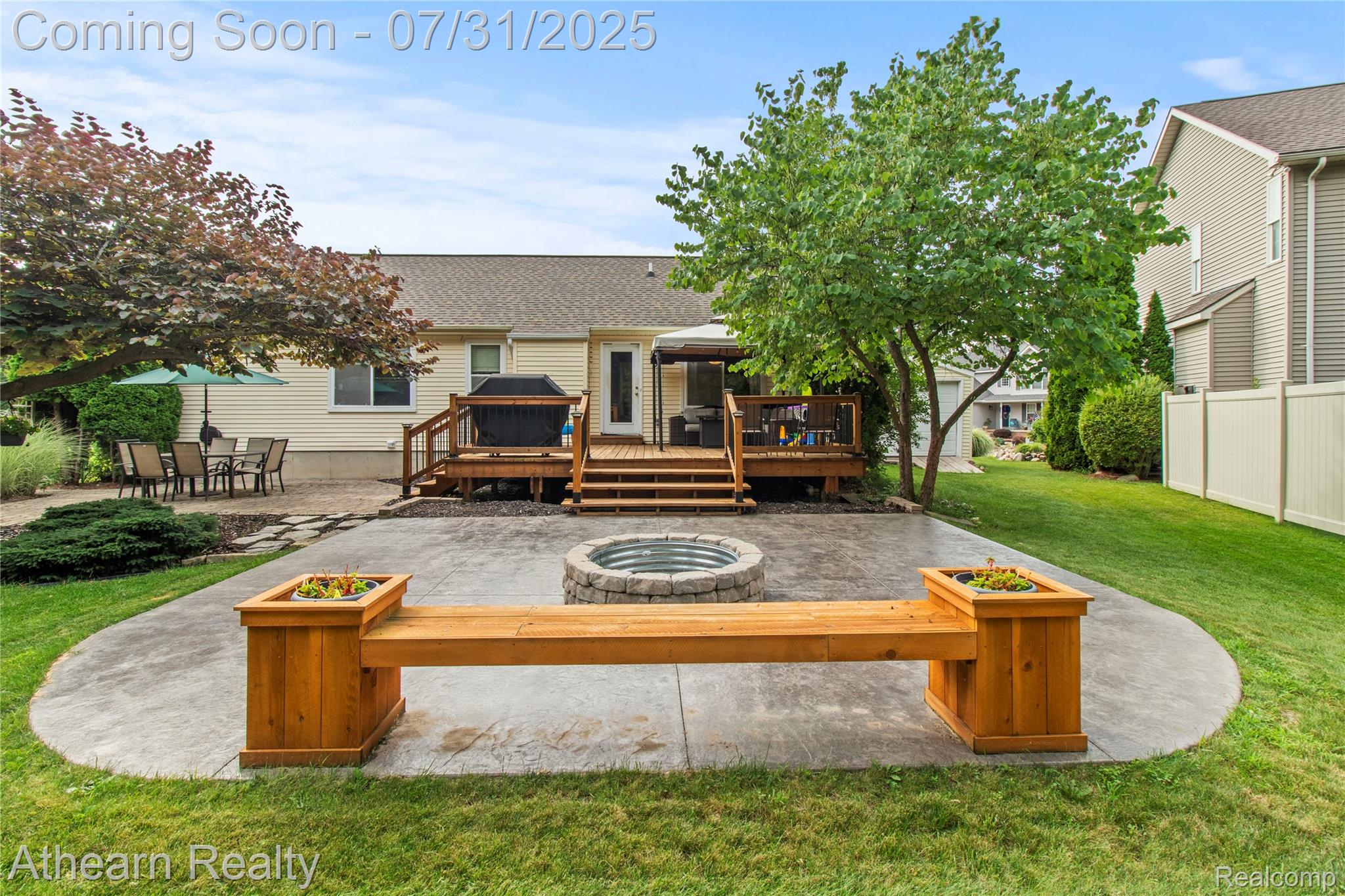 260 Willow Lane