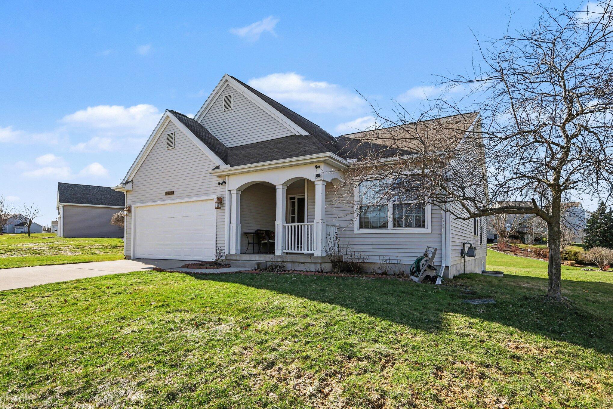 6625 Avalon Drive SE