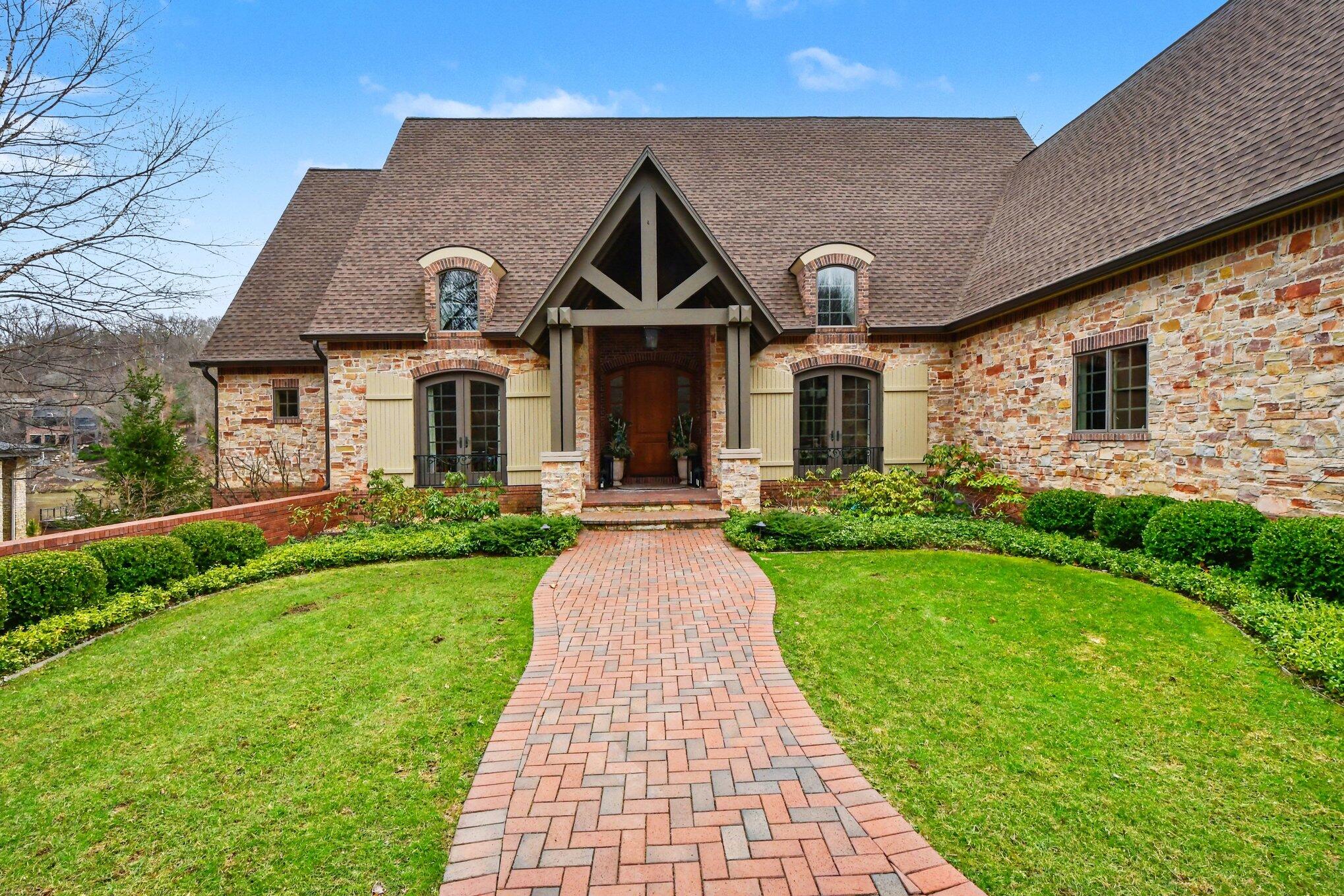 7428 Biscayne Way SE