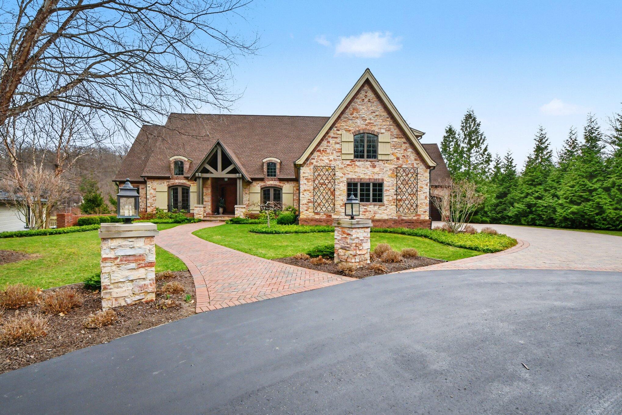 7428 Biscayne Way SE