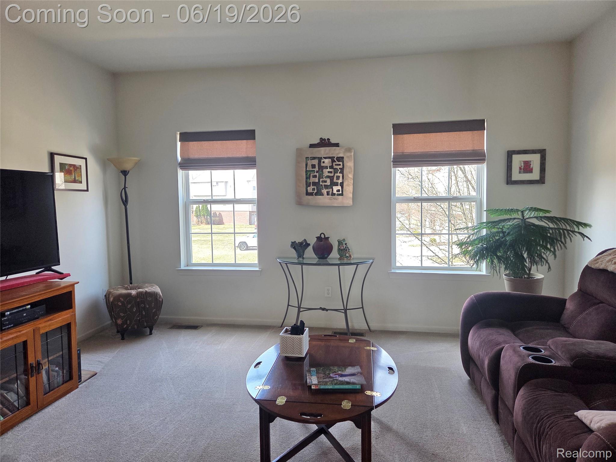 1604 Pinecroft Lane