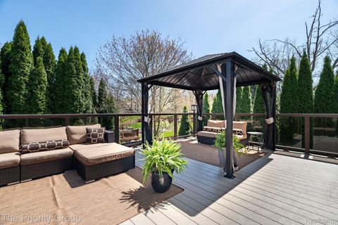 1229 POPPY HILL Drive Oxford Charter Township MI 48371