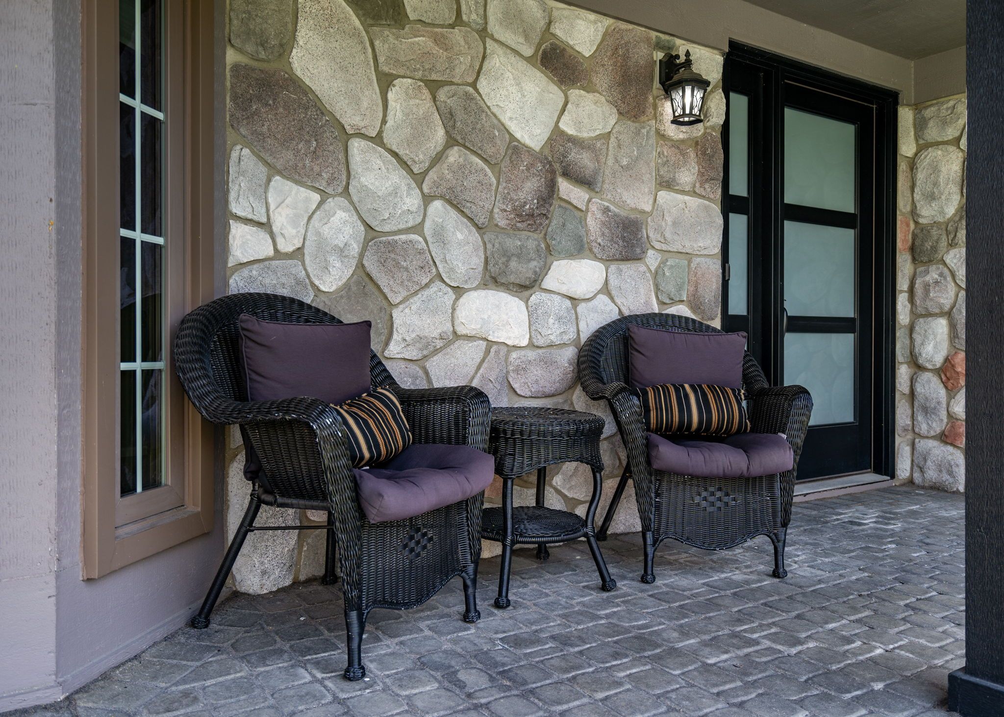 1229 POPPY HILL Drive