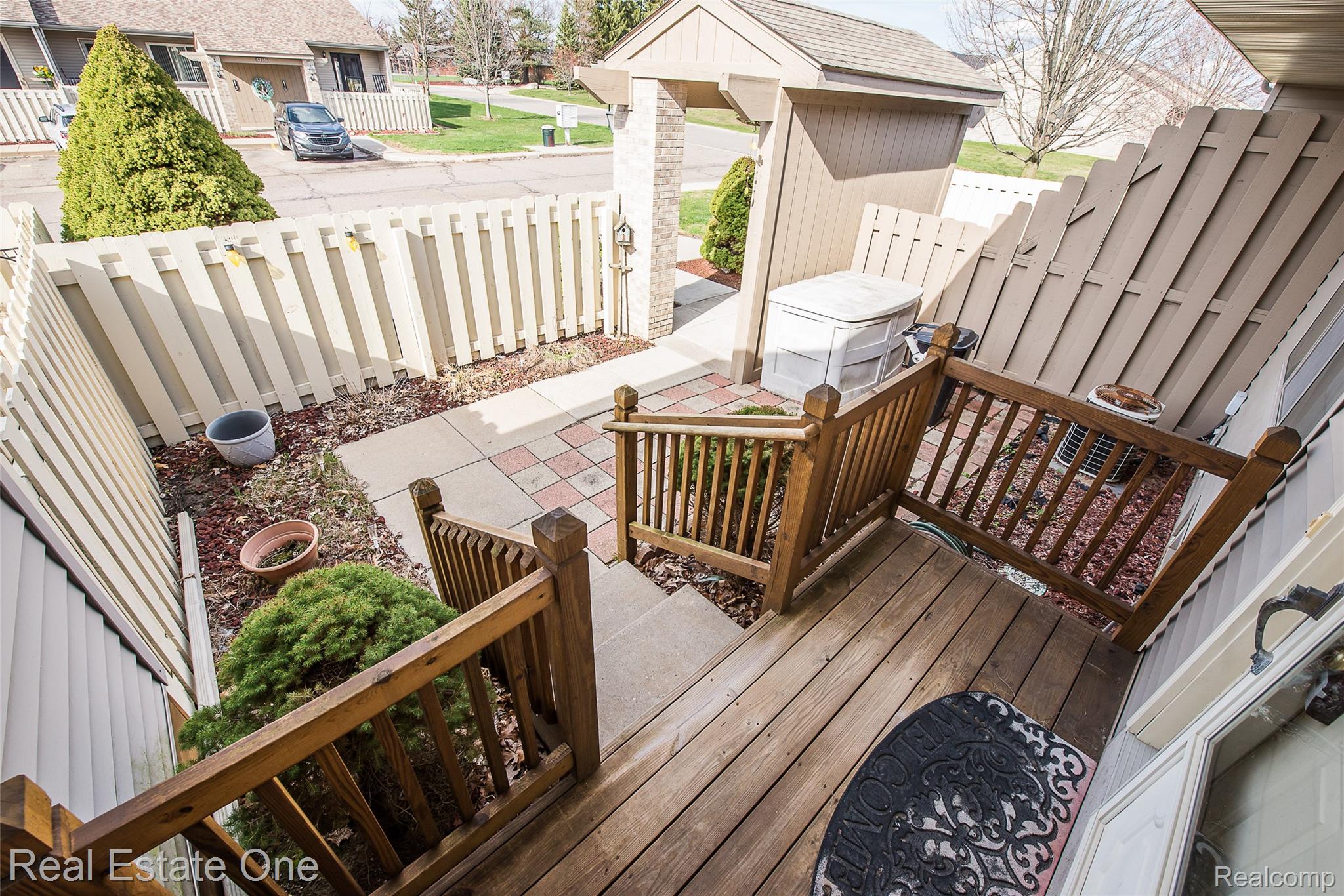 62360 Arlington Circle 2