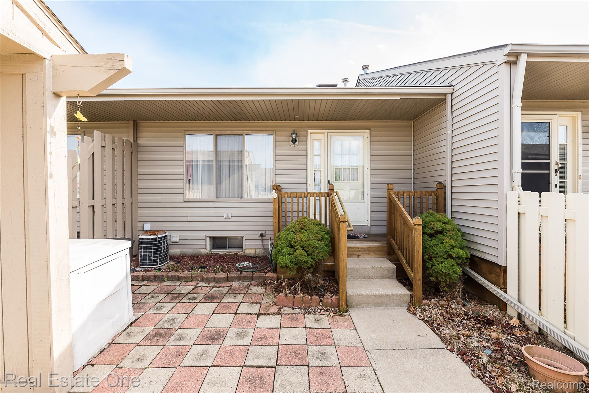 62360 Arlington Circle 2