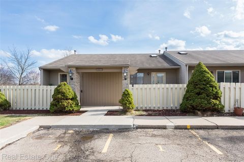 62360 Arlington Circle 2 South Lyon City MI 48178