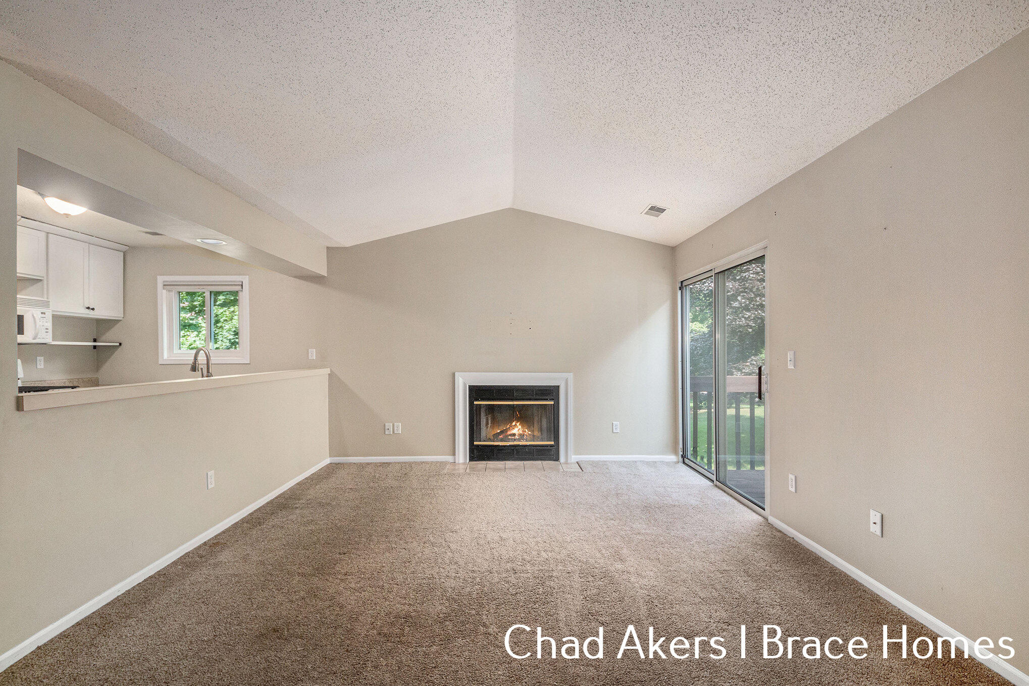 3100 Windcrest Court NE