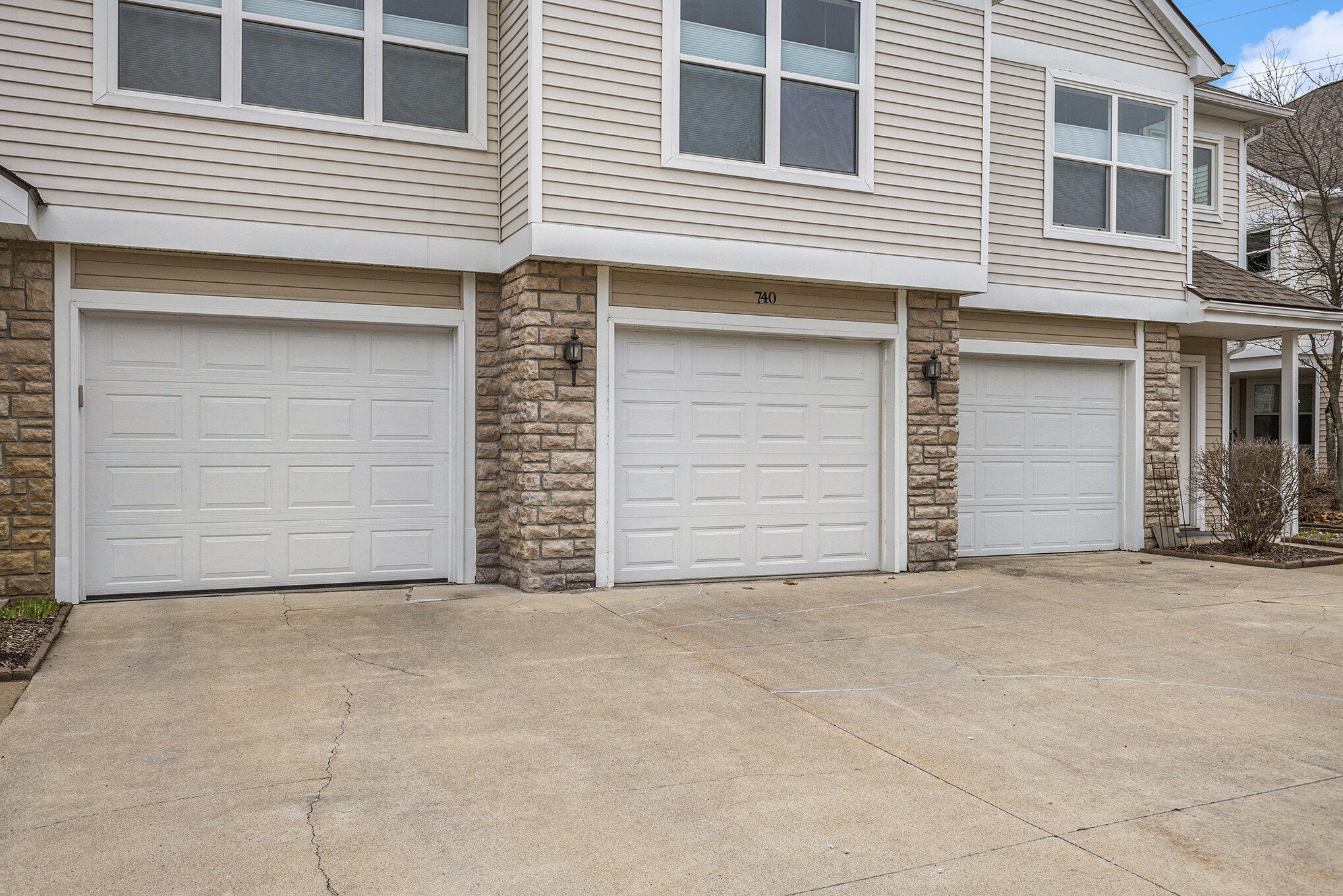 740 Fieldstone Circle Circle W