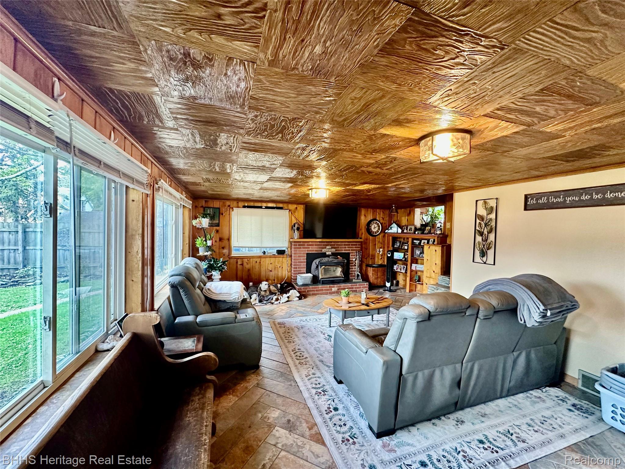 Durand City, Michigan 48429, United States, 4 Bedrooms Bedrooms, ,2 BathroomsBathrooms,Residential,Pending,200269