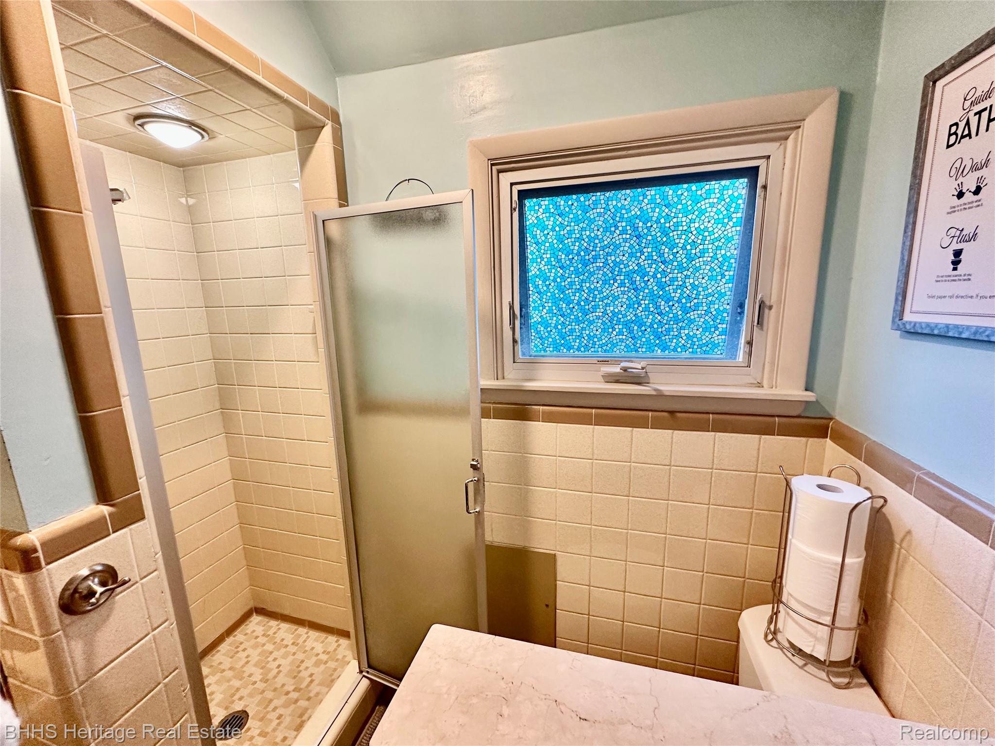 Durand City, Michigan 48429, United States, 4 Bedrooms Bedrooms, ,2 BathroomsBathrooms,Residential,Pending,200269