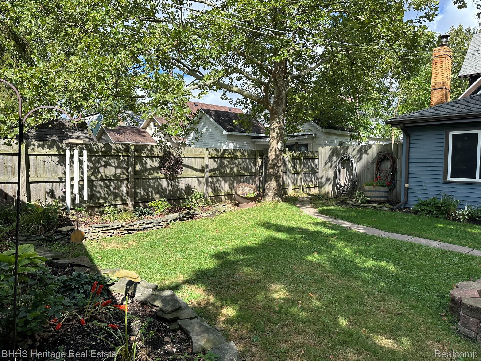 Durand City, Michigan 48429, United States, 4 Bedrooms Bedrooms, ,2 BathroomsBathrooms,Residential,Pending,200269