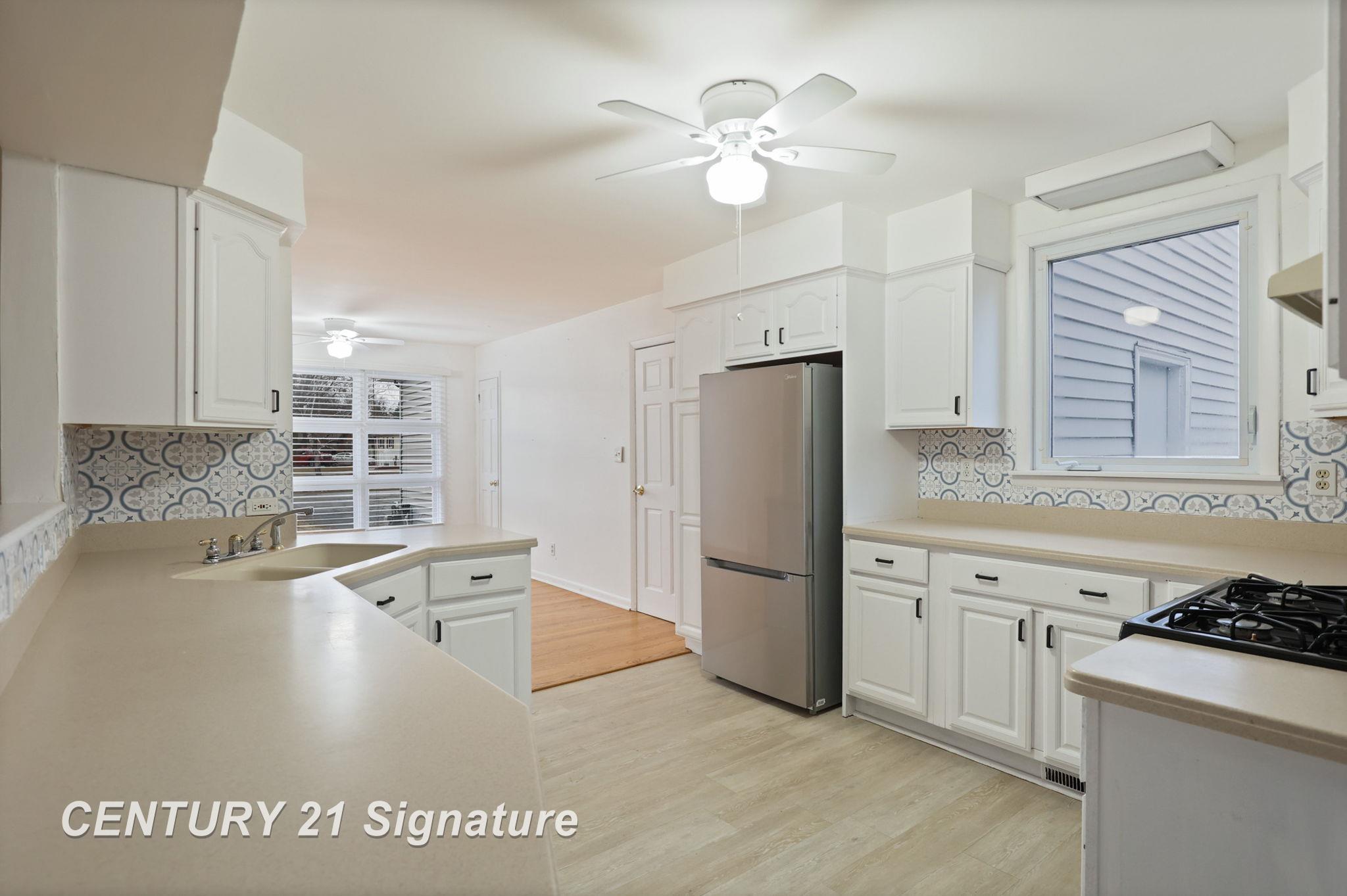 4940 Coralberry Road