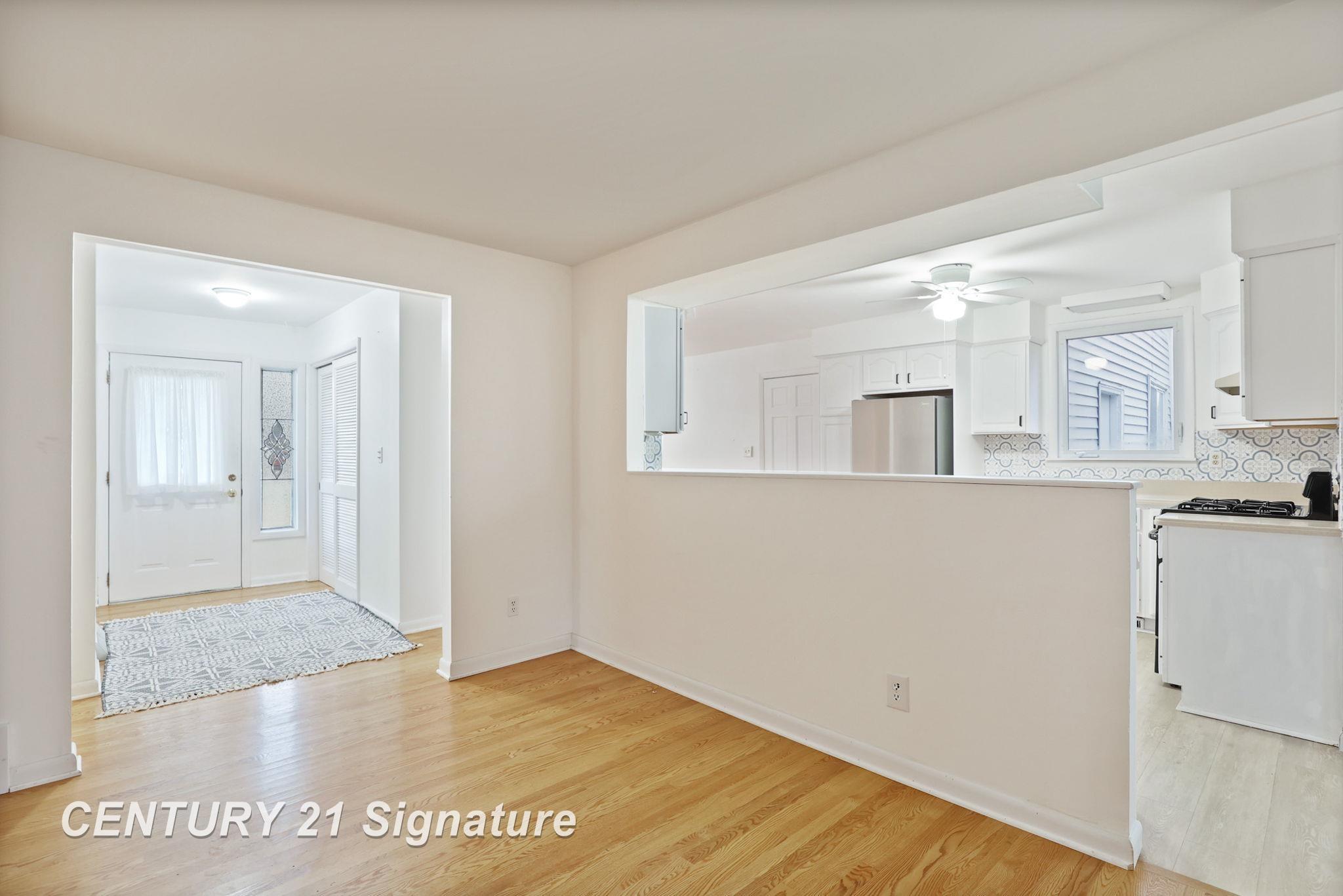 4940 Coralberry Road