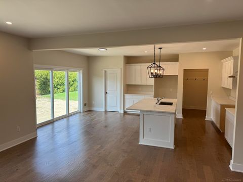 Tiny photo for 37183 Curwood Drive, Sterling Heights City, MI 48310 (MLS # 58050196393)