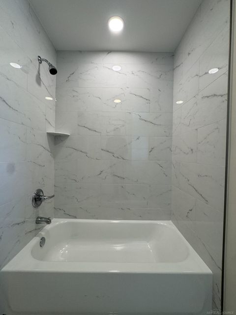 Tiny photo for 37183 Curwood Drive, Sterling Heights City, MI 48310 (MLS # 58050196393)