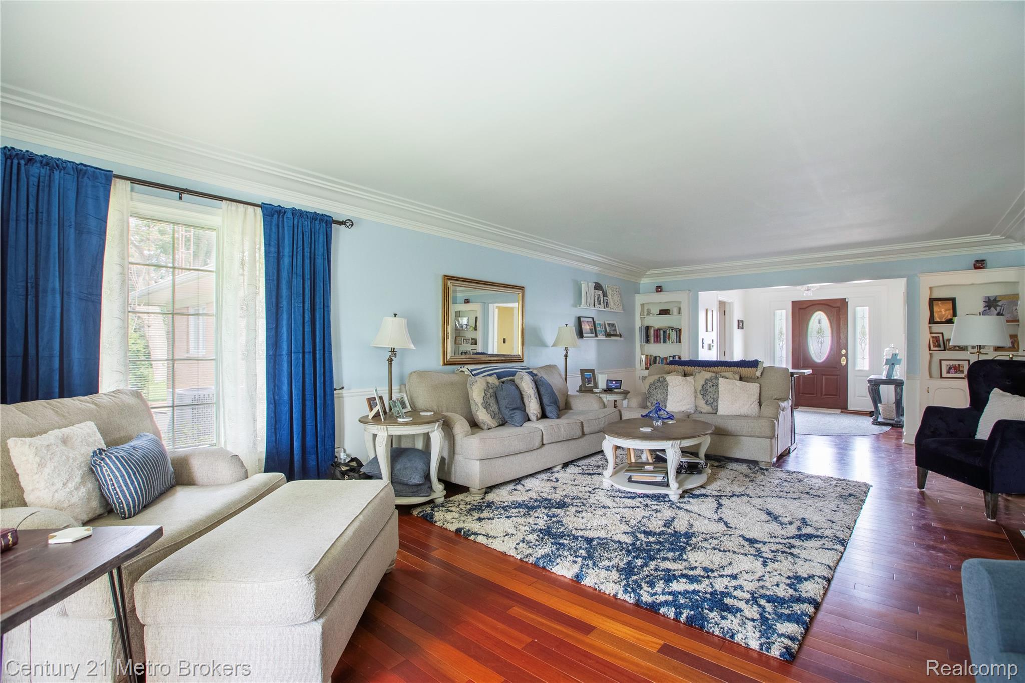 9270 Hidden Valley Court