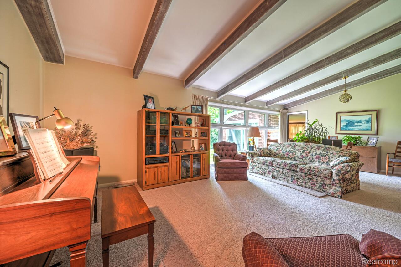 23880 Glencreek Drive