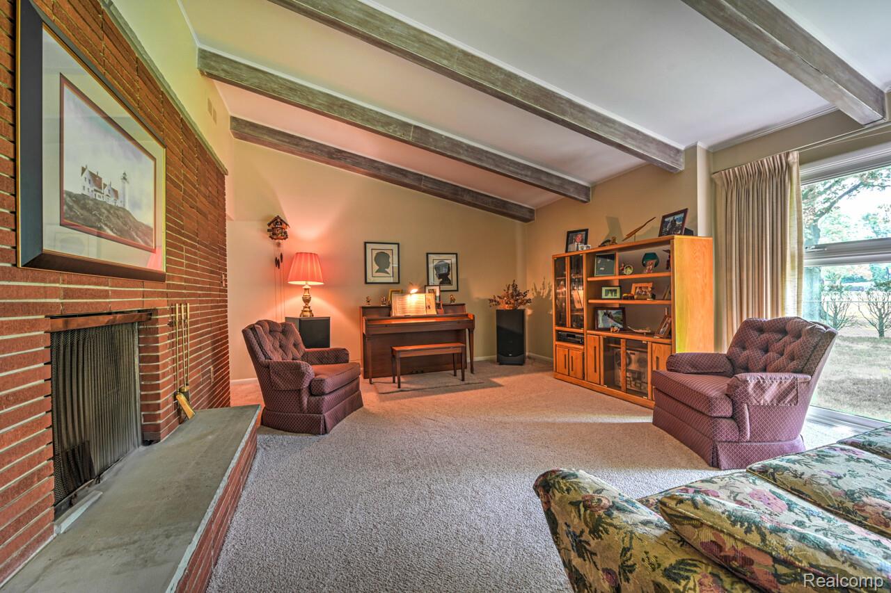 23880 Glencreek Drive