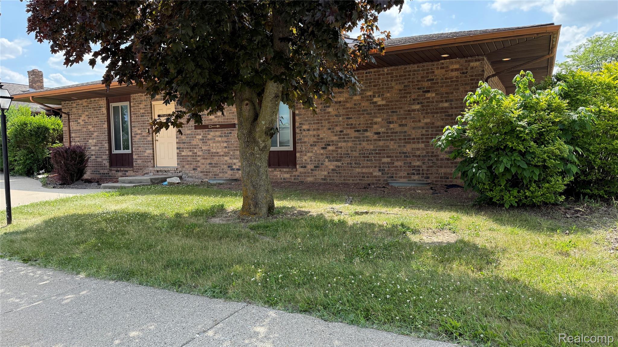 1110 S Linden Road