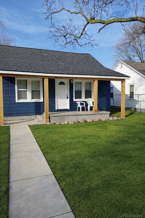 Photo of 17891 Birmingham St, Roseville City, MI 48066 (MLS # 58050199648)