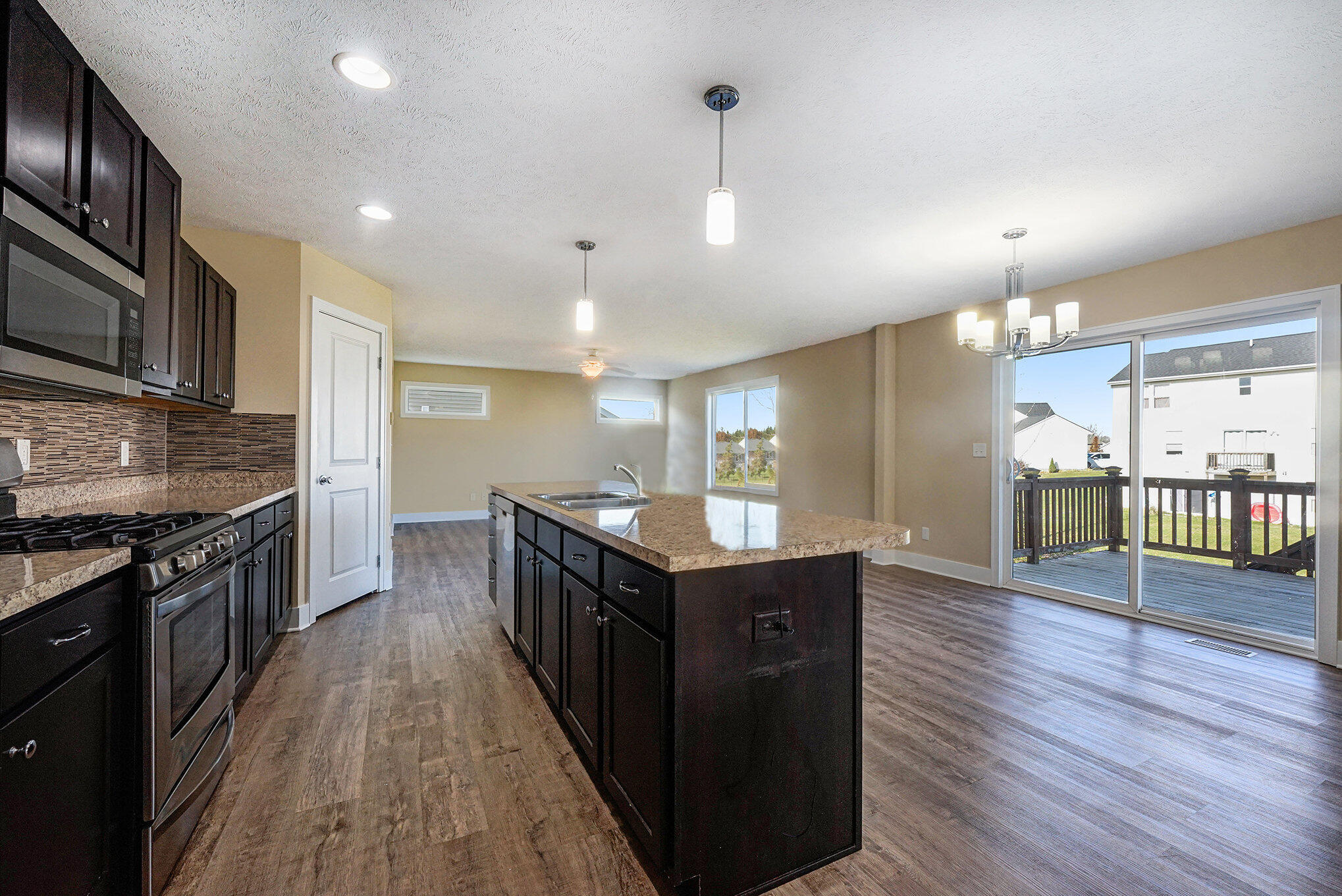 1117 Peaceful Drive Drive SE