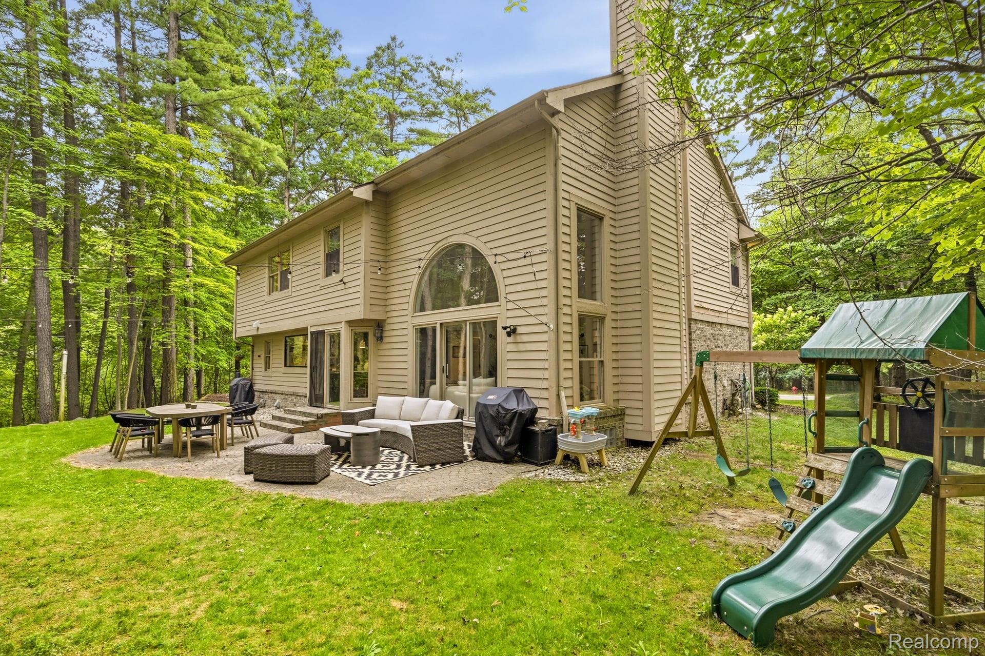 576 Indian Trail