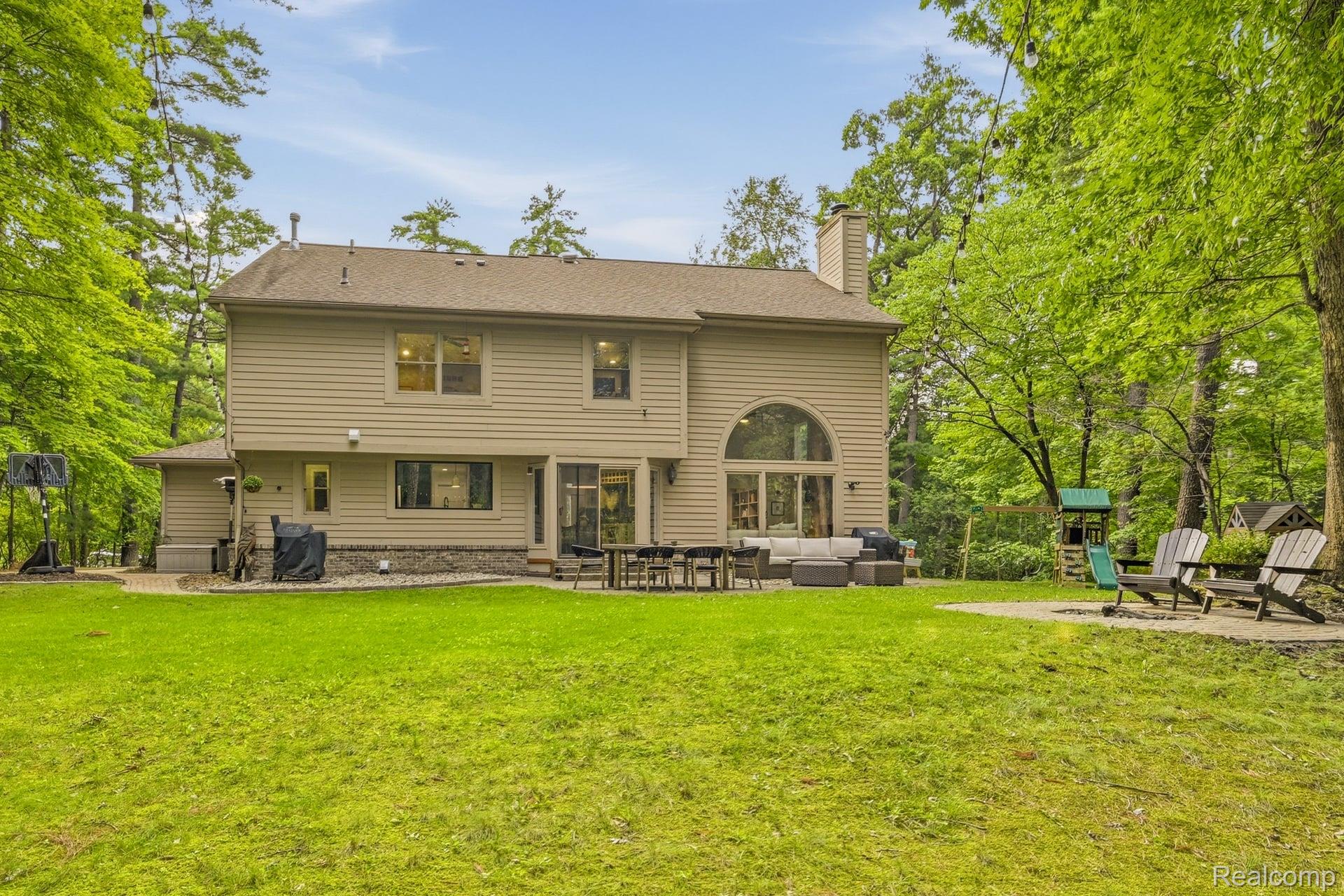 576 Indian Trail
