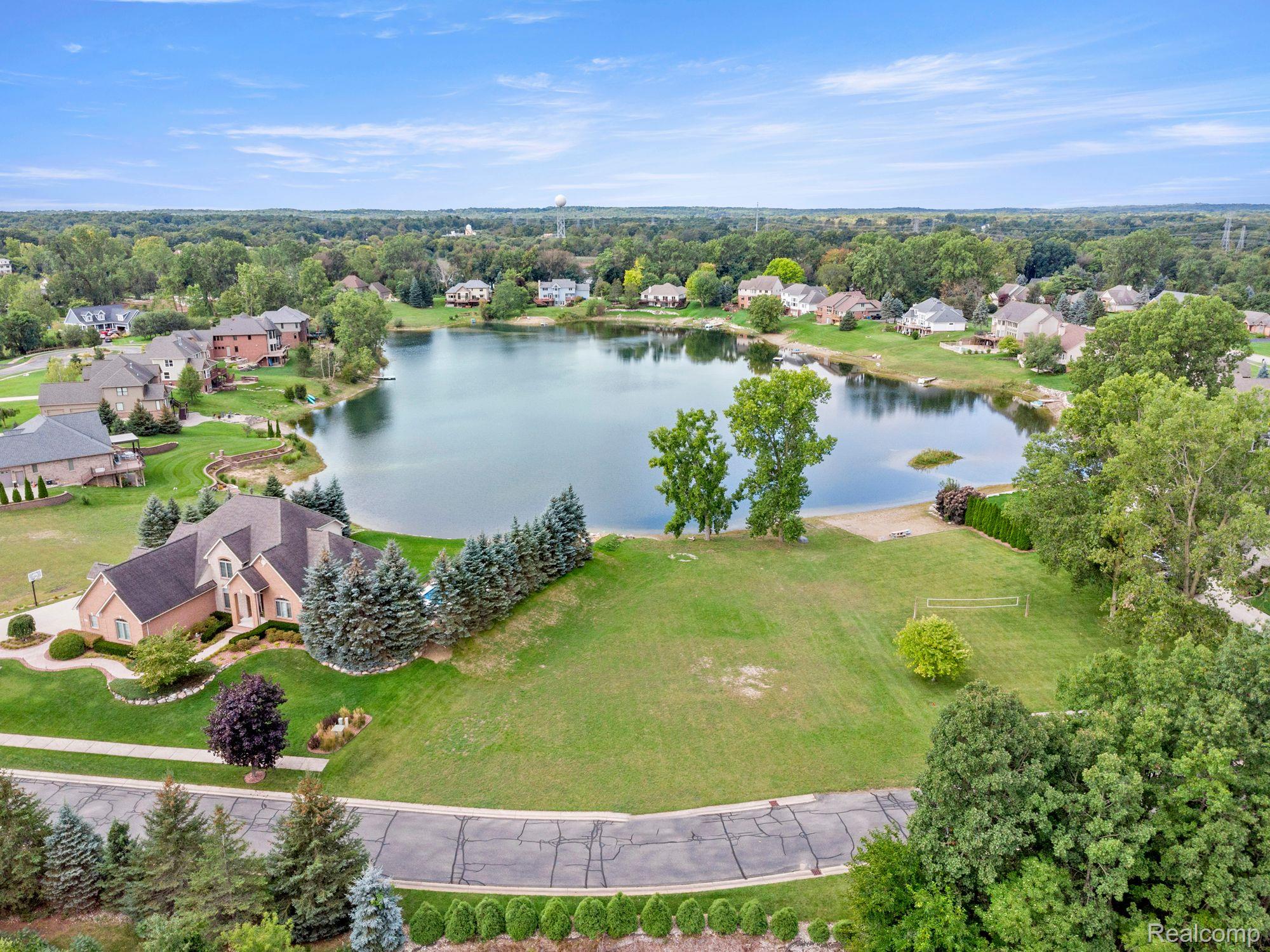 4544 COASTAL Parkway