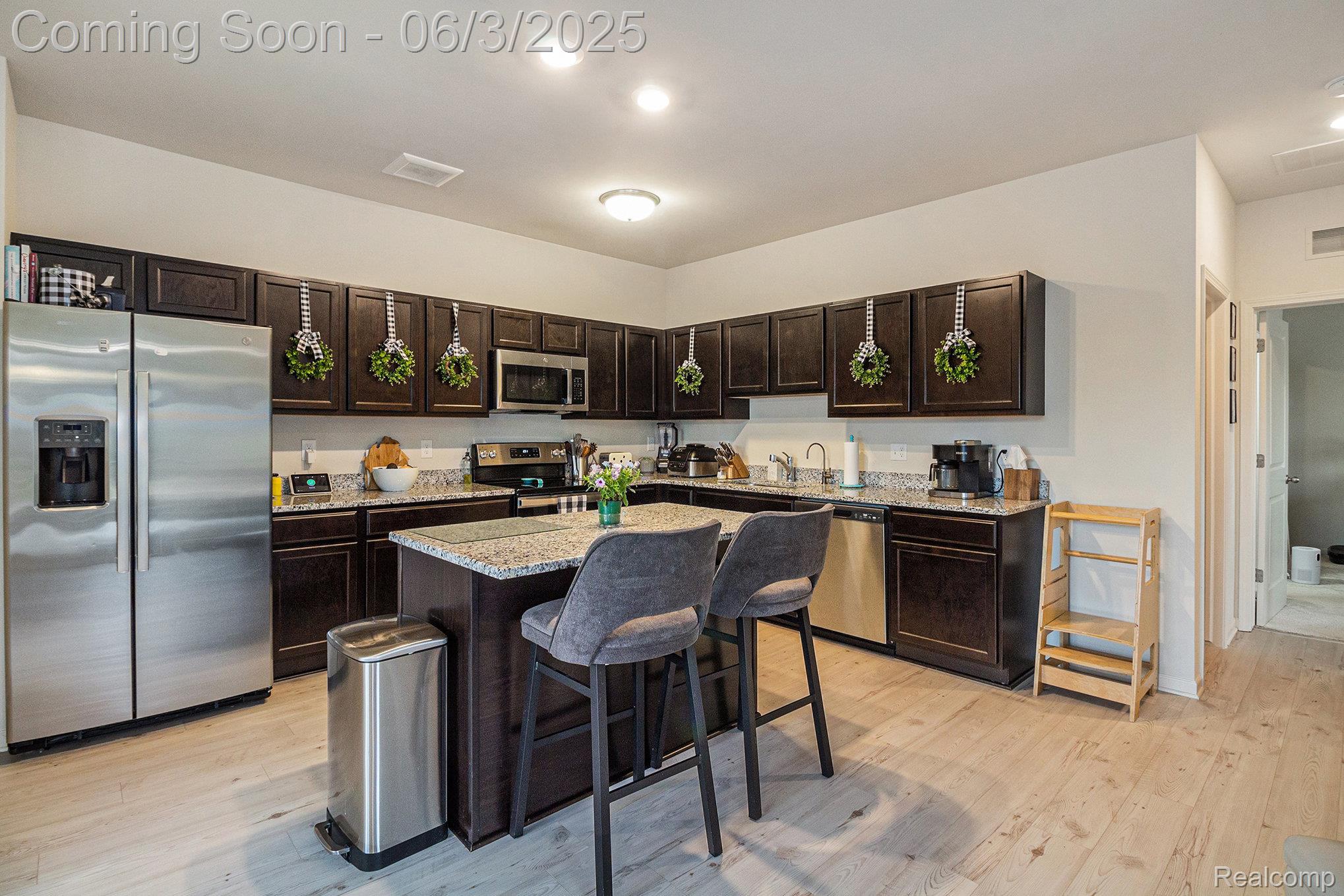 9777 Ridge Run Street 67